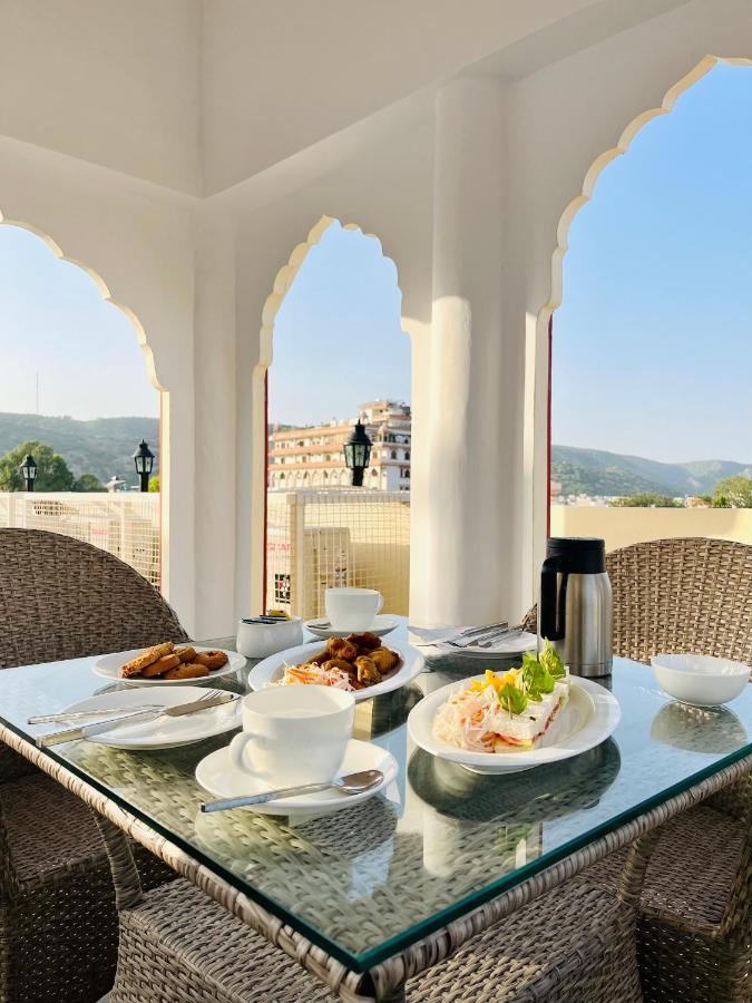 Hotel Amayra Jaipur Exteriör bild