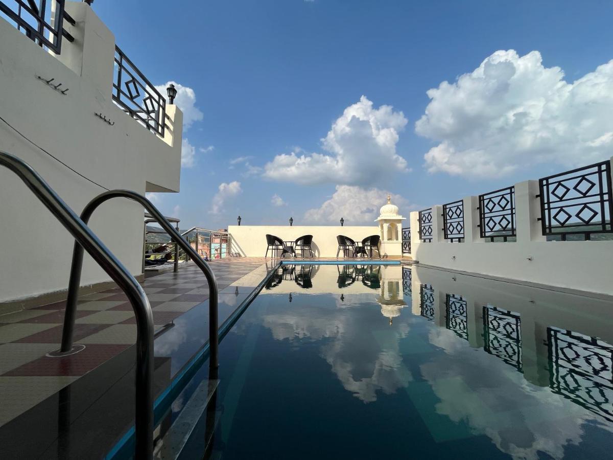Hotel Amayra Jaipur Exteriör bild